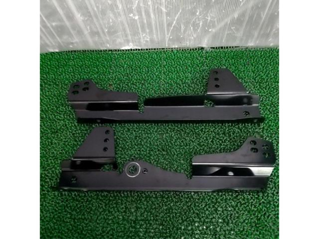 RECARO
Side adapter