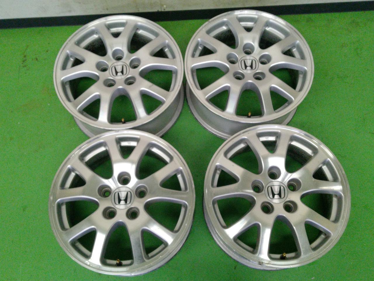 Wheels only Honda
Odyssey original wheel