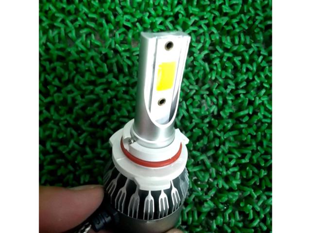 メーカー不明 LEDバルブ