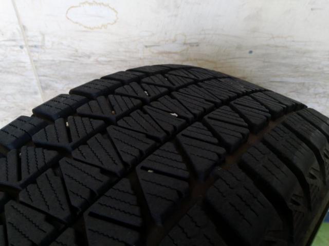 三菱(MITSUBISHI)  デリカD:5/前期 純正ホイール  + BRIDGESTONE BLIZZAK DM-V3