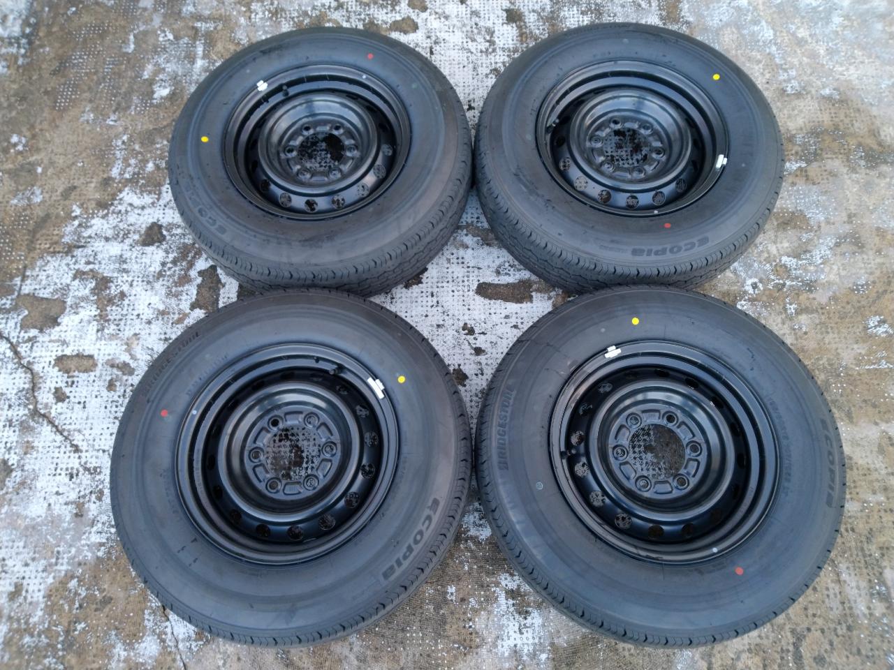 トヨタ(TOYOTA) 200系ハイエース 純正スチールホイール+BRIDGESTONE ECOPIA RD613 107/105 S