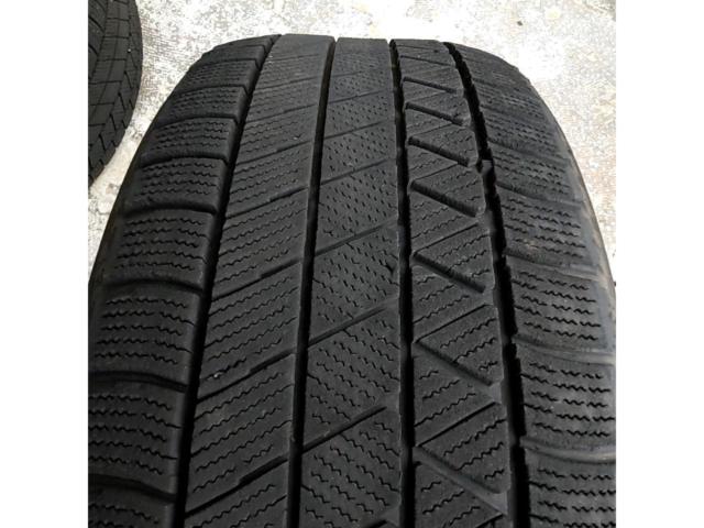 トヨタ(TOYOTA) 50系プリウス ツーリング 純正ホイール+BRIDGESTONE BLIZZAK VRX3