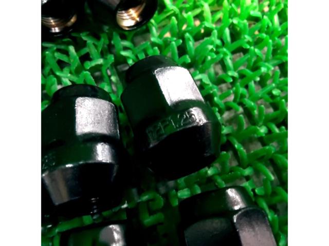 【M12xP1.25/HEX19】メーカー不明 ホイールナット
