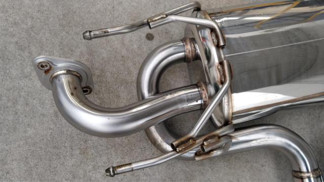 STi
High-performance muffler for Impreza Sport/GT series