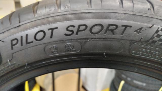 MICHELINPILOT
SPORTS
Four
205 / 50R17
Four