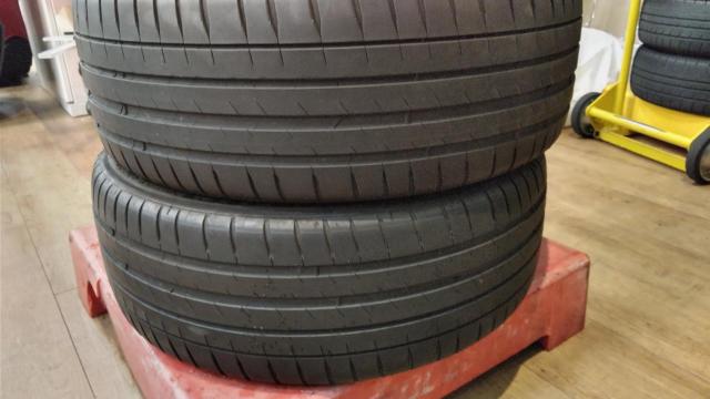MICHELINPILOT
SPORTS
Four
205 / 50R17
Four