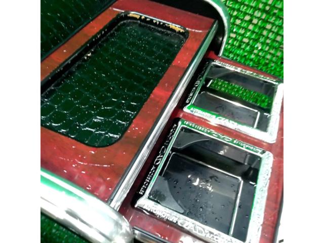 GARSON
D.A.D
Luxury Center Console Box for Alphard/Vellfire (20 Series)