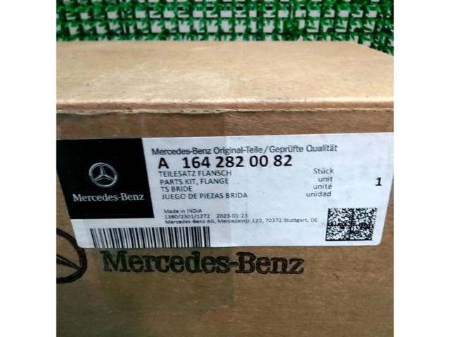 Mercedes-Benz
Flange parts
A
164
282
00
82