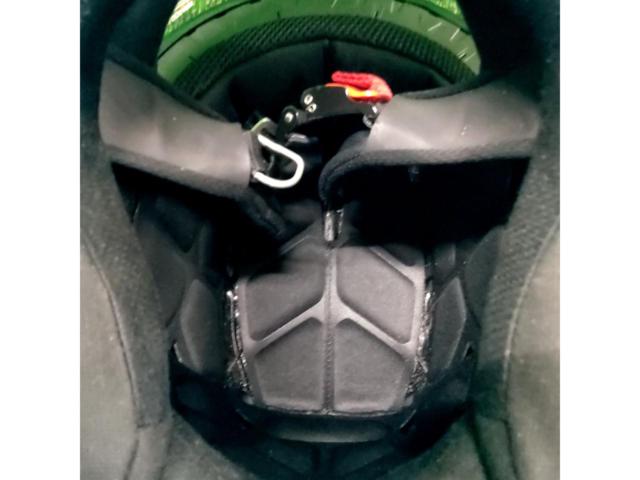 OGK, equivalent to XL size
SHUMA
Full-face helmet