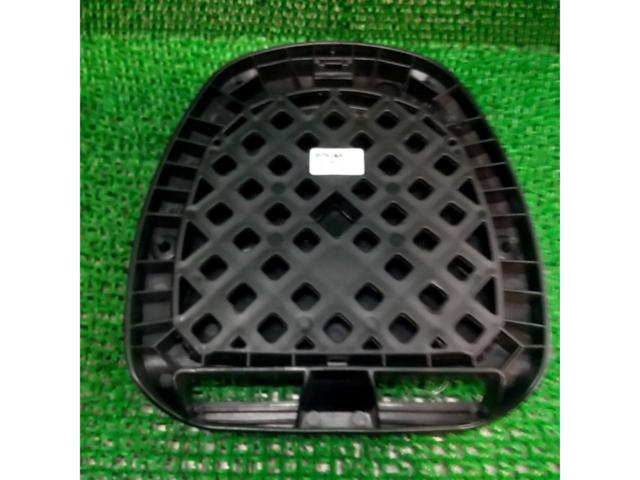 GIVI トップケースベースプレート MP60NK