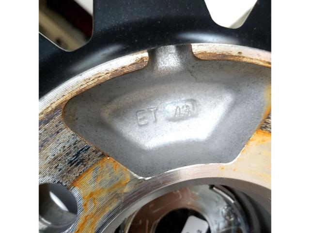 【BADX(バドックス)】632 LOXARNY(ロクサーニ) SPORT RS-10+GOODYEA ICE NAVI7 205/55R16
