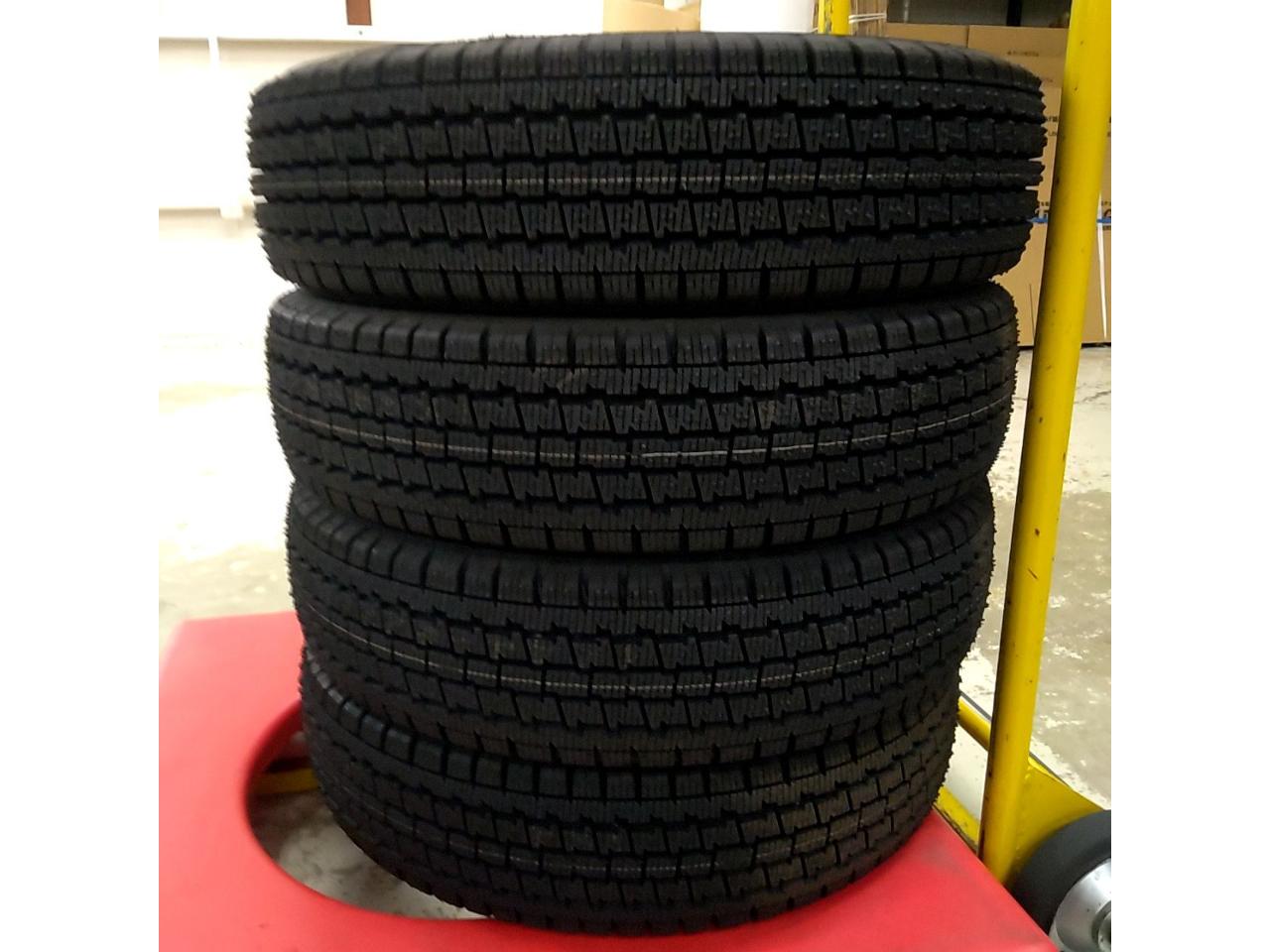 【BRIDGESTONE】W300