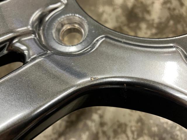 Suzuki genuine Jimny (JB23)
LAND
VENTURE
Original aluminum wheel