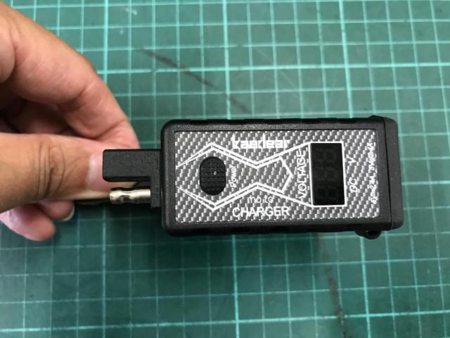 【Kaedear】KDR-M2B MOTO USB CHARGER