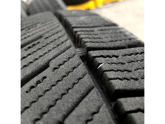 BRIDGESTONE BLIZZAK VRX3