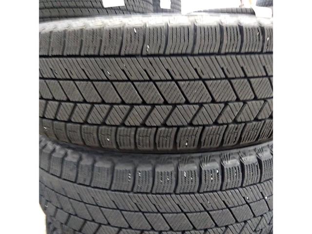 【BRIDGESTONE(ブリヂストン)】BALMINUM(バルミナ) A12+【BRIDGESTONE】BLIZZAK VRX3