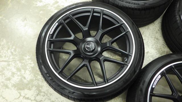 Mercedes Benz
AMG
GT63S genuine aluminum wheels
+ PIRELLI
P
ZERO