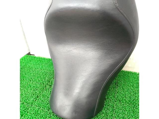 Harley Davidson Sportster XL1200L 純正シート