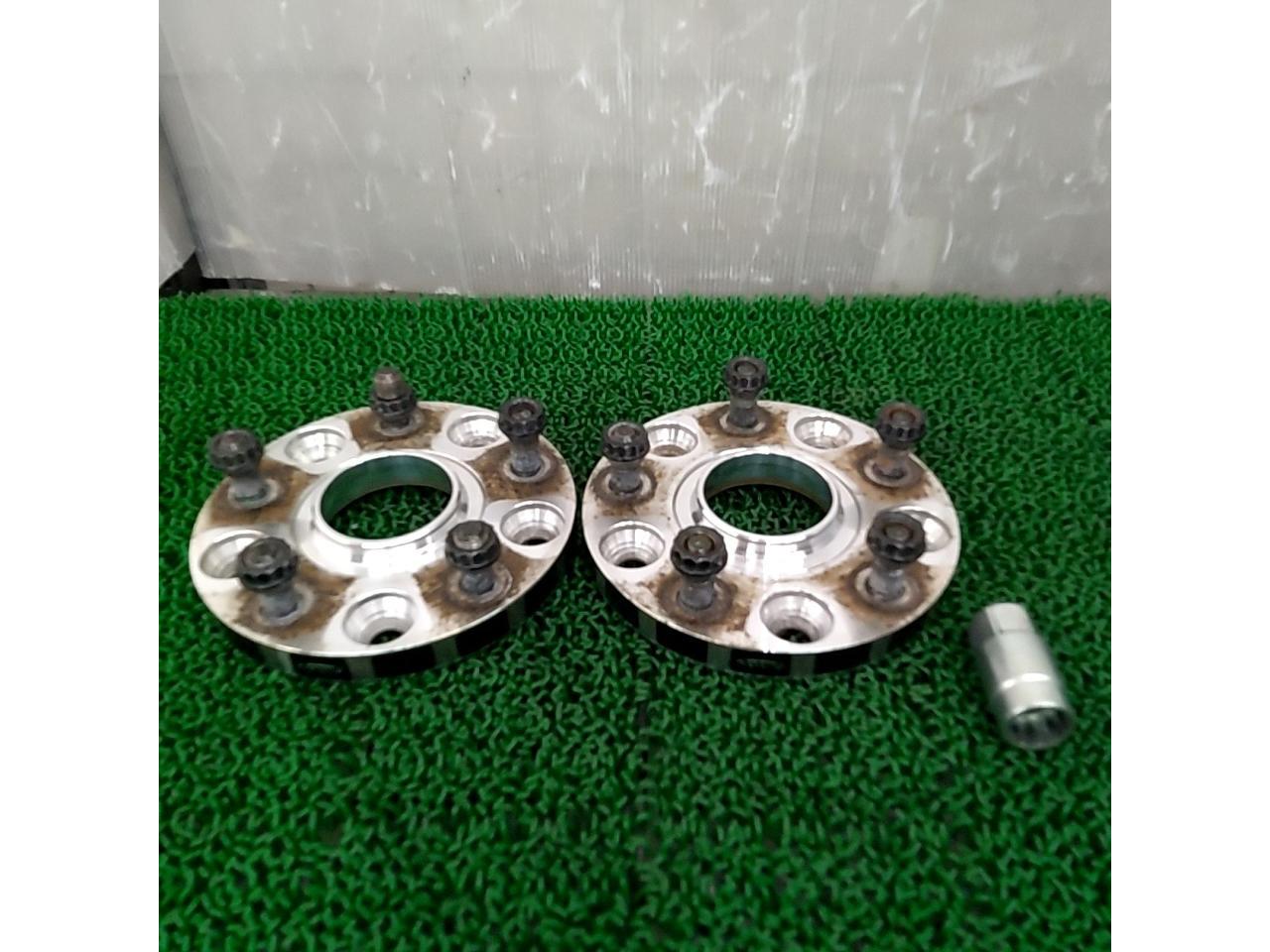 Kics
Wide tread spacer
M12 × P1.25
15 mm