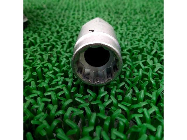 Kics
Wide tread spacer
M12 × P1.25
15 mm