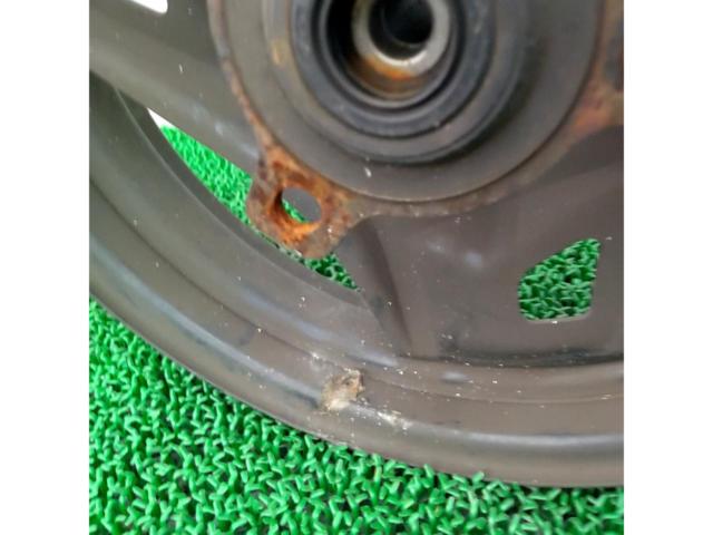 HONDA
Super Dio / AF 27
Genuine front wheel