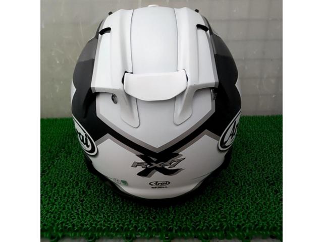 Size: 59-60cm
Arai
RX-7X
MAZE
(White)