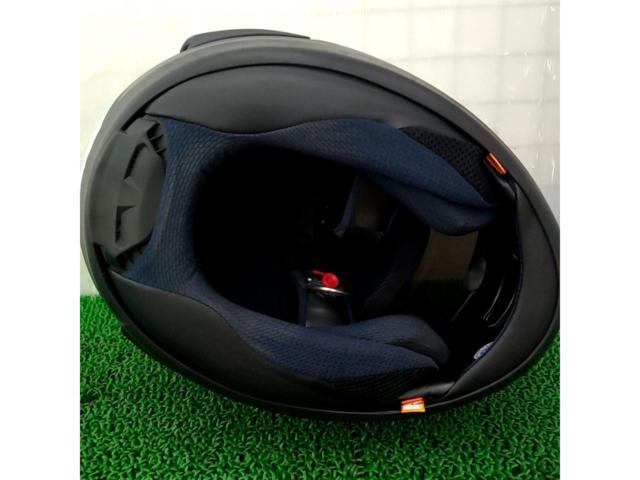 Size: 59-60cm
Arai
RX-7X
MAZE
(White)