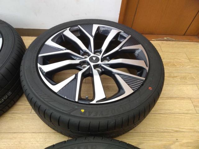 トヨタ MODELLISTA Wingdancer XⅦ + GOODYEAR EfficientGrip RVF02