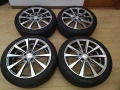 ROJAM
Premium
Wheels
Slave + DUNLOP
ENASAVE
RV505