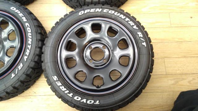 Daytona
Steel wheel + TOYO
TIRES
OPEN
COUNTRY
R / T