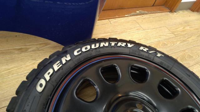 Daytona
Steel wheel + TOYO
TIRES
OPEN
COUNTRY
R / T