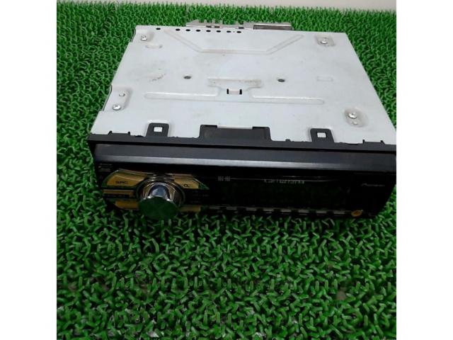 1DIN/CD tuner carrozzeria
DEH-380