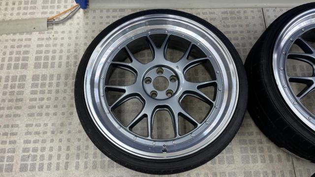 メーカー不明 LM風メッシュホイール+GRENLANDER L-ZEAL56
