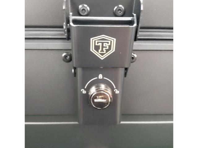 【汎用/容量45L】メーカー不明 リアボックス