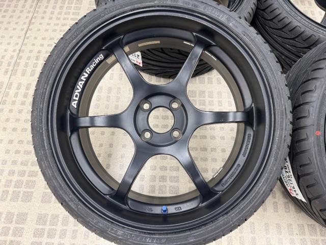 YOKOHAMA
ADVAN
RACING
RG
+
KENDA
KR 20