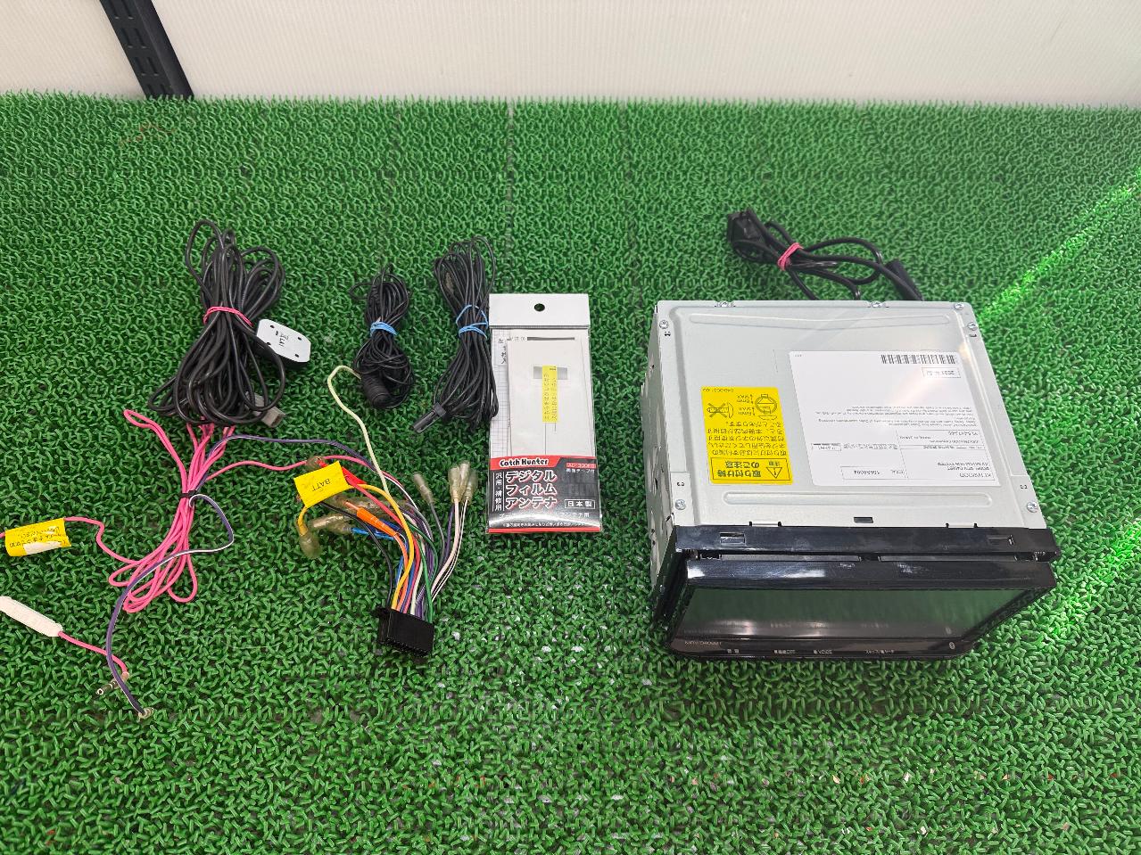 KENWOOD
MDV-D408BT