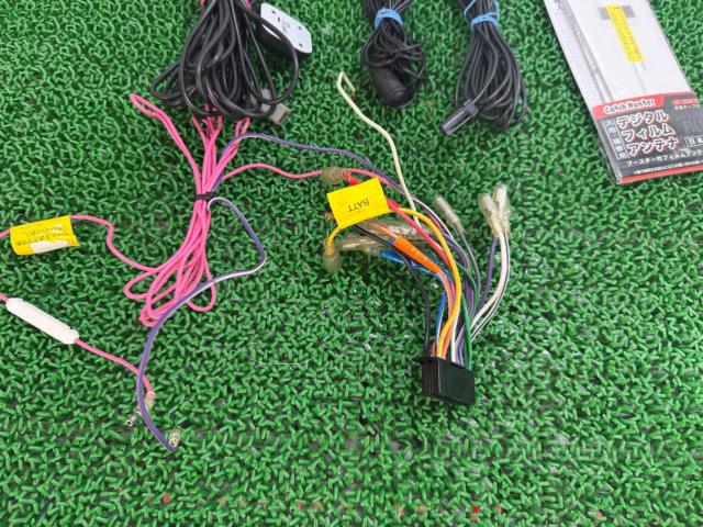 KENWOOD
MDV-D408BT