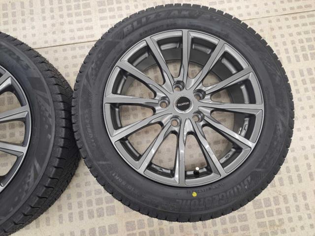 Balanced BRIDGESTONE
A12
+
BRIDGESTONE
BLIZZAK
VRX3
twenty one