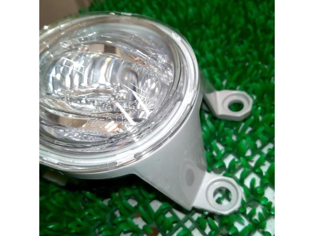 Toyota genuine
Fog lamp
KOITO
12-611