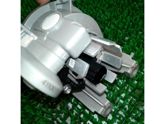 Toyota genuine
Fog lamp
KOITO
12-611