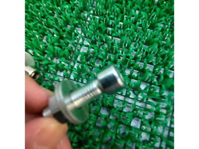 Small corner M8 mounting bolts