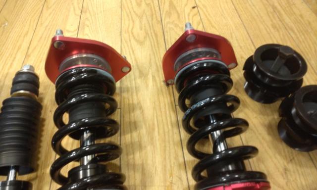 STEROLINE
Adjustable suspension for 80-series Noah/Voxy