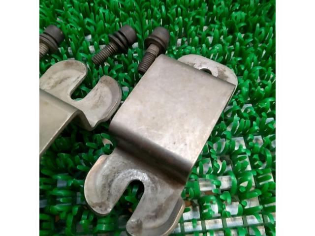 Mounting hardware for roof boxes
For square bar ※