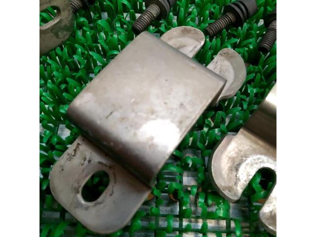 Mounting hardware for roof boxes
For square bar ※