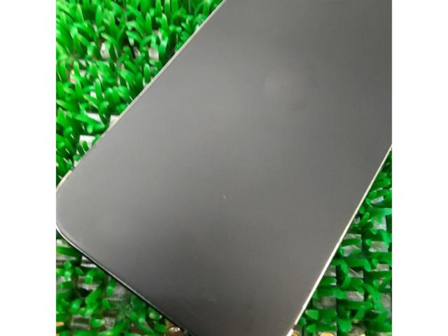Apple iPhone 15 128GB ブラック