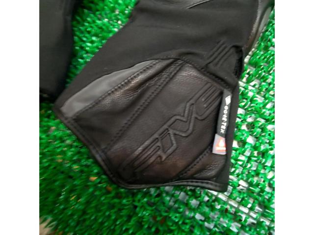 Size: M/9FIVE
WFX
SKIN
EVO
GTX