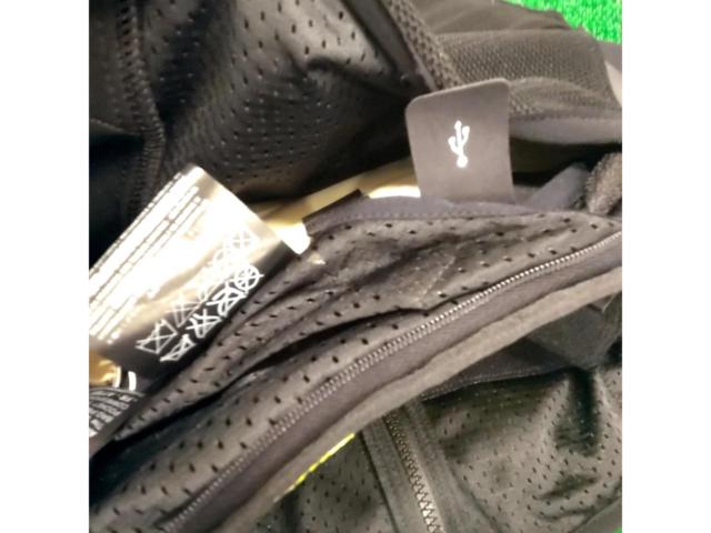 【サイズ:M】DAINESE SMART JACKET 620 充電式エアバッグ付きベスト
