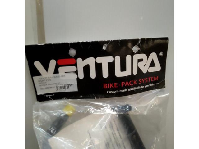 VENTURA ベースセット(ブラケット+グラブハンドル) ホーネット600 07
