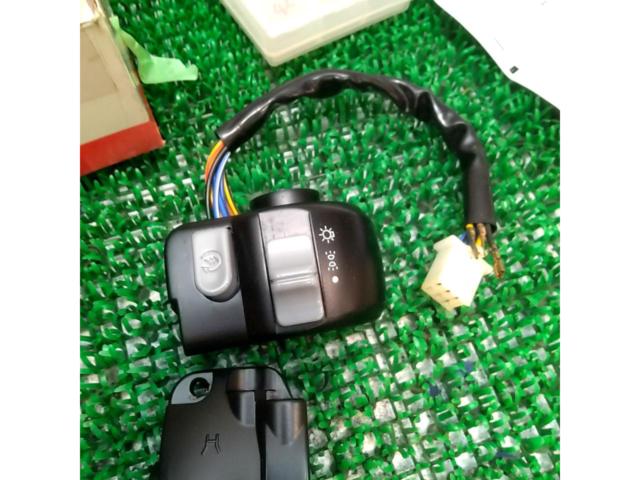 メーカー不明 ハンドルスイッチ グランドアクシス SB06J
