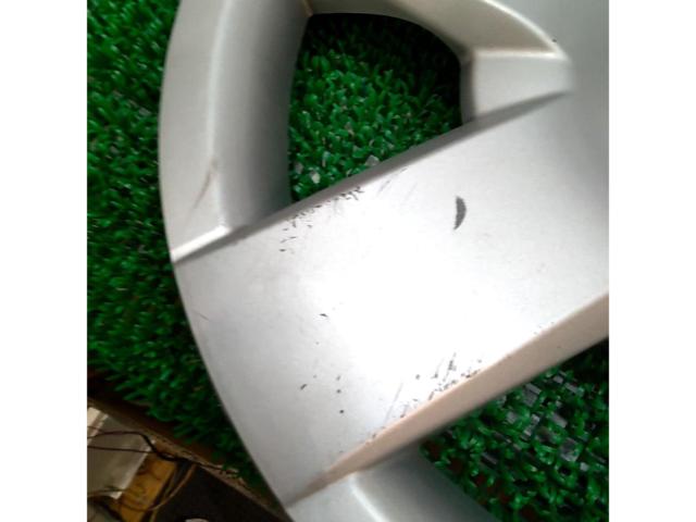 200系ハイエース 15インチ純正スチールホイール用 ホイールキャップ